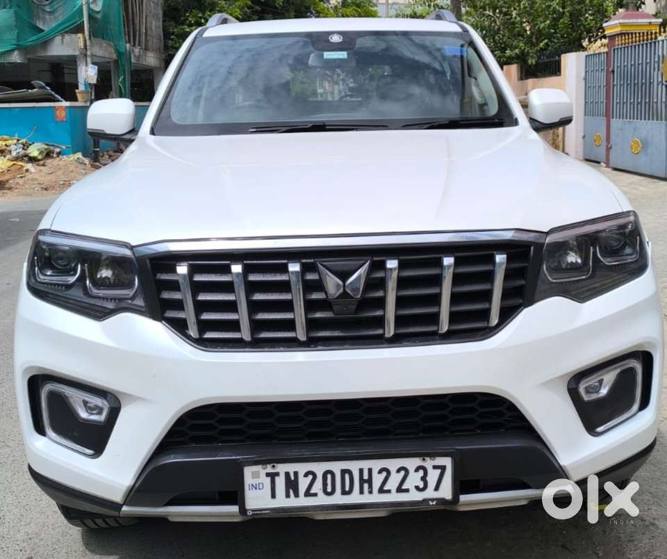 Mahindra Scorpio N Z8 Petrol At 7 Str, 2023, Petrol