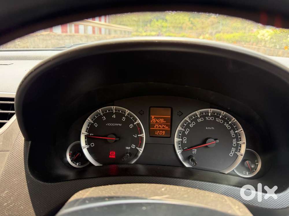 Maruti Suzuki Swift Vxi + Manual, 2014, Petrol