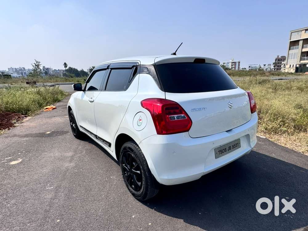 Maruti Suzuki Swift Vxi, 2022, Petrol