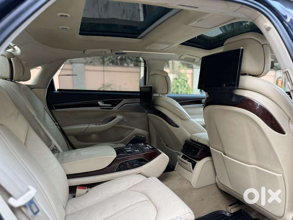 Audi A8 L 2010-2013 4.2 Fsi Quattro, 2011, Petrol