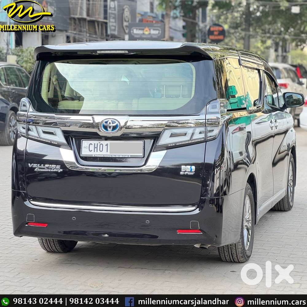 Toyota Vellfire Vip – Executive Lounge, 2022, Cng & Hybrids