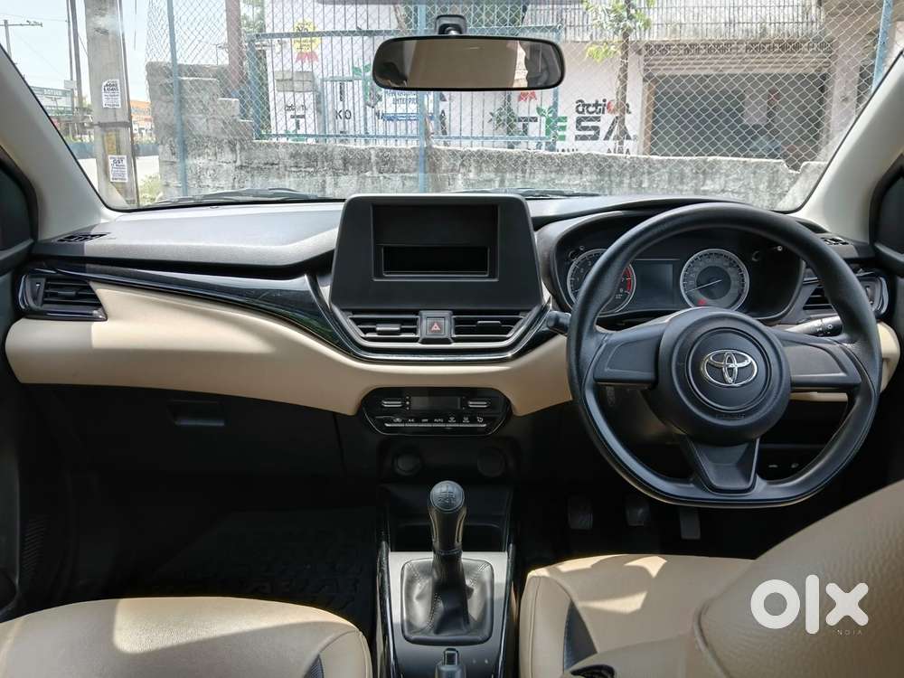 Toyota Glanza 1.2 E, 2024, Petrol