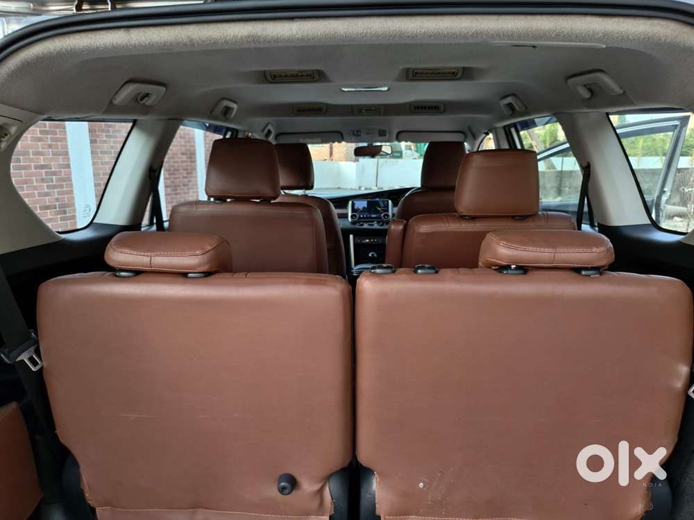 Toyota Innova Crysta 2.4 G Mt 8s, 2018, Diesel