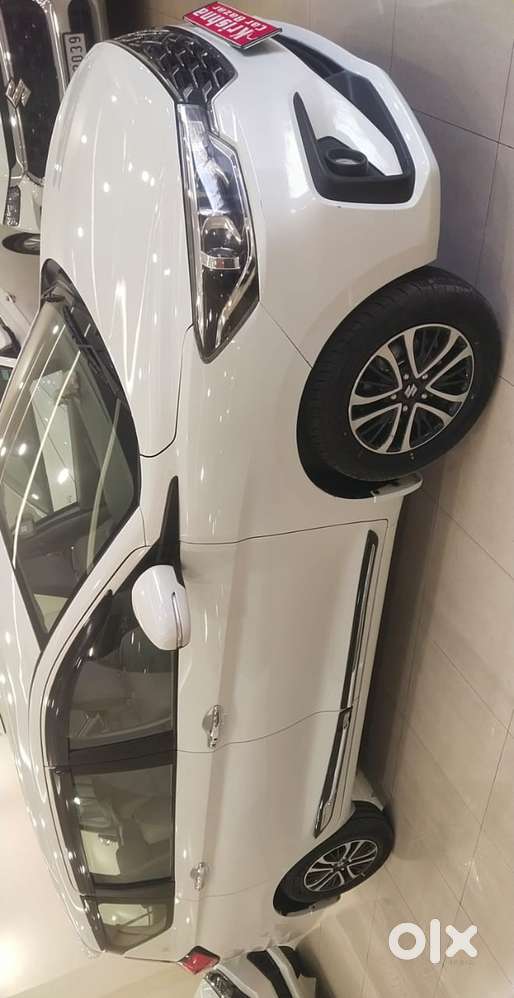 Maruti Suzuki Ertiga Zxi (o) Cng [2022-2023], 2024, Petrol