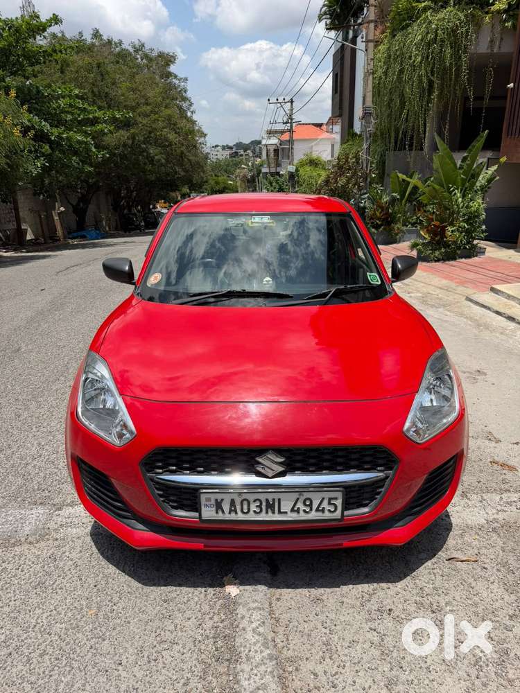 Maruti Suzuki Swift 1.2 Lxi (o), 2022, Petrol