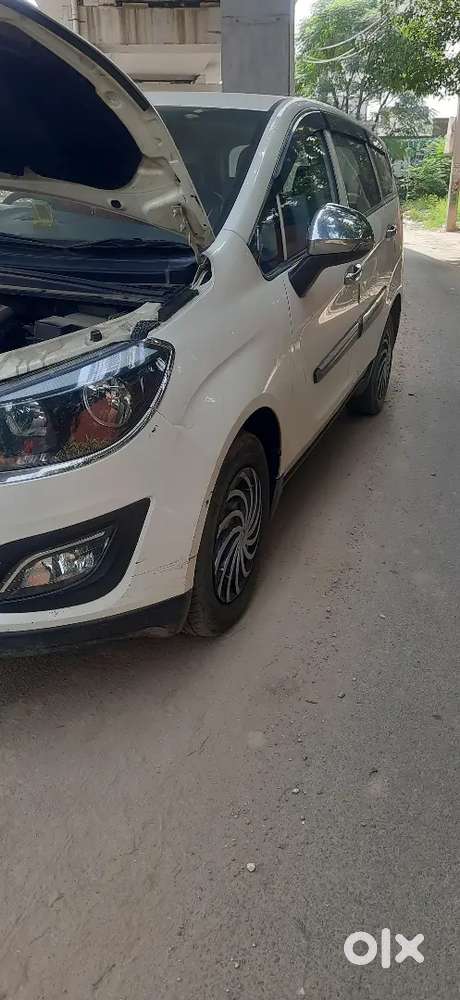Mahindra Marazzo 2019 Diesel Family Car All Orignal Paint