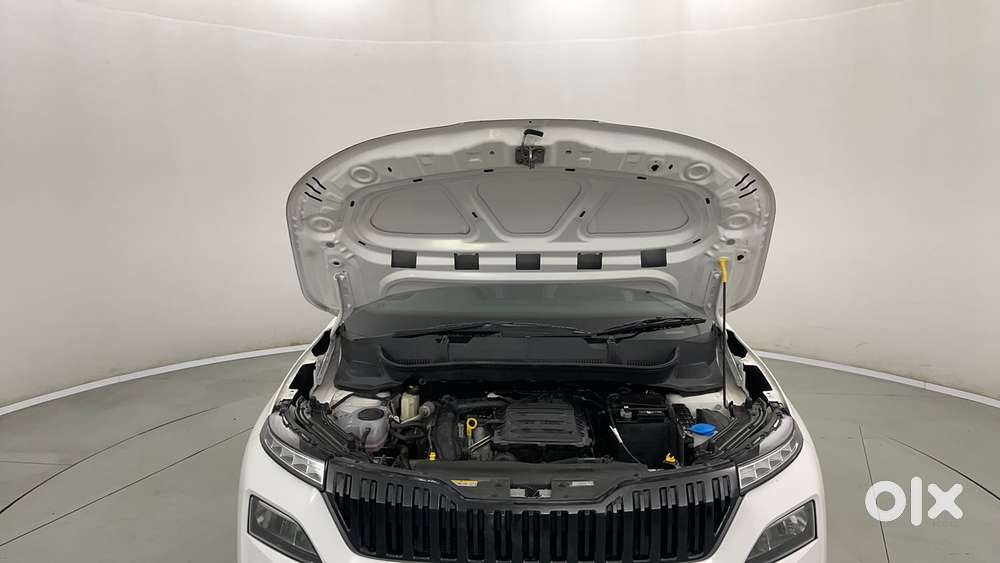 Skoda Kylaq Signature Plus At, 2025, Petrol