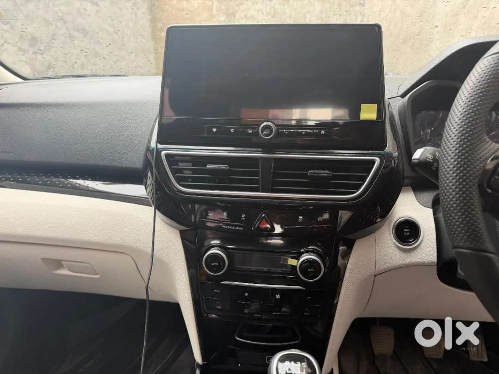 Mahindra Xuv 3xo 2025