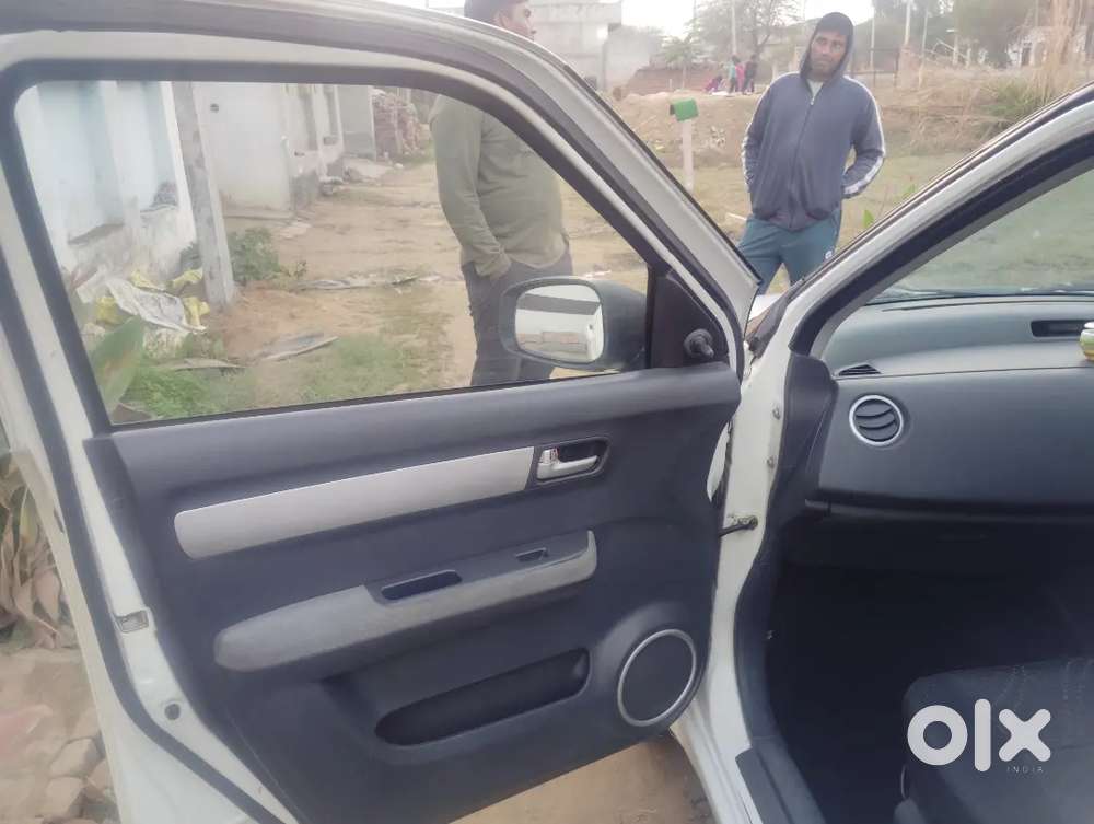 Maruti Suzuki Swift Dzire 2012 Petrol +cng Good Condition