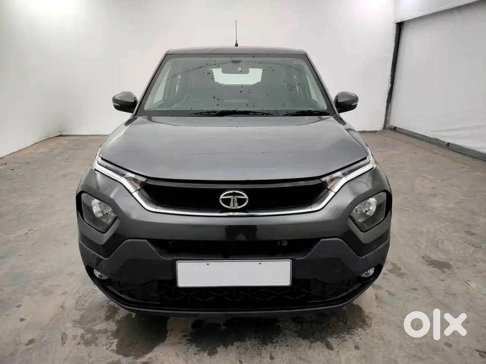 Tata Punch 1.2 Revotron 2025 Amt 9500 Km Driven