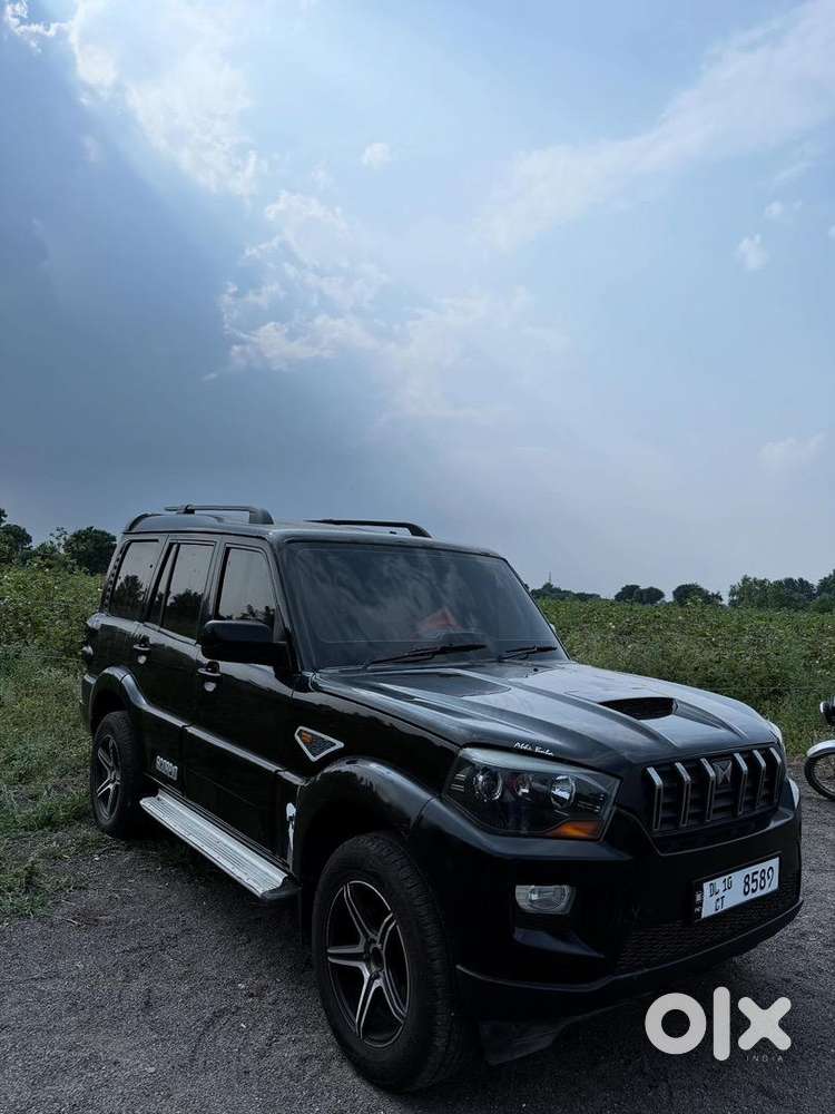 Mahindra Scorpio Classic 2016 Diesel 90000 Km Driven