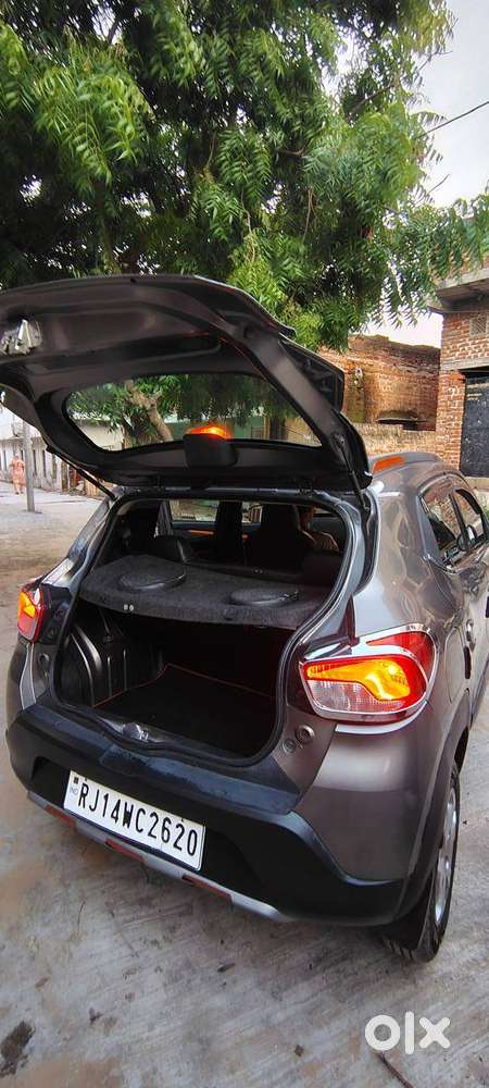 Renault Kwid Climber Rxt 2017  Grey + Orange Edition  Sporty Look