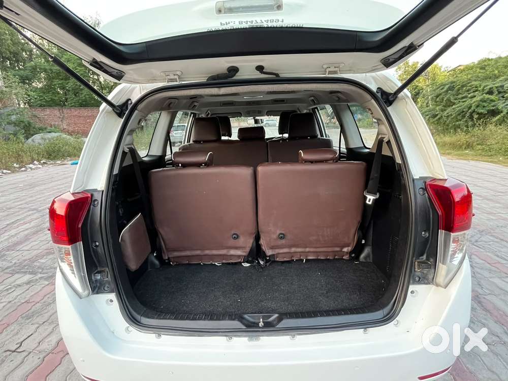 Toyota Innova Crysta 2.4 G Mt 8s, 2021, Diesel