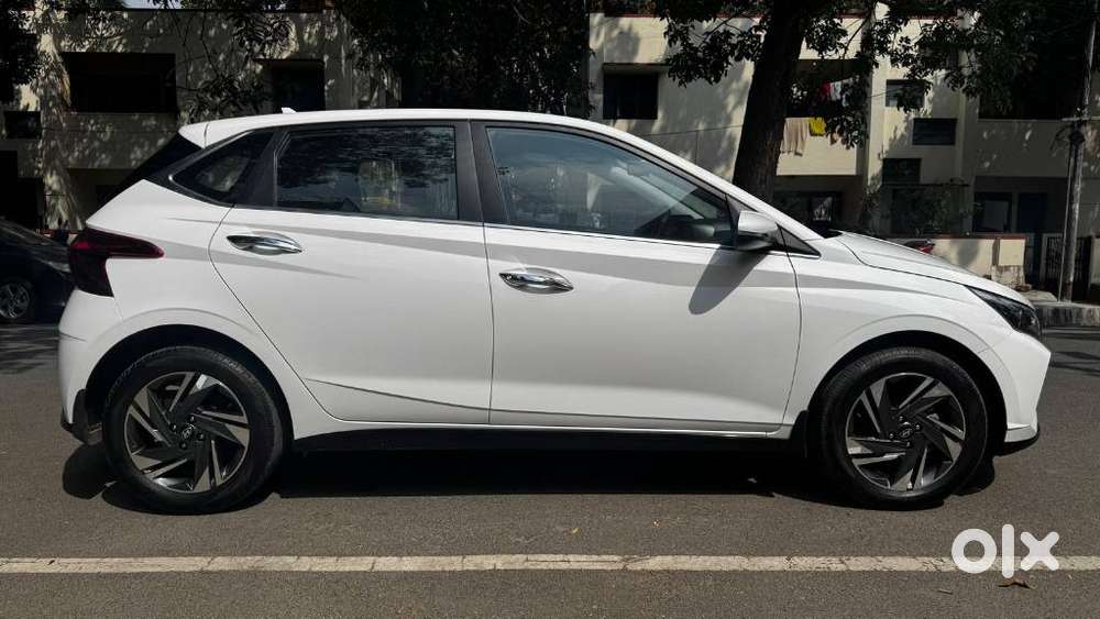 Hyundai New I20 1.0 Asta Turbo Dct Dual Tone, 2023, Petrol
