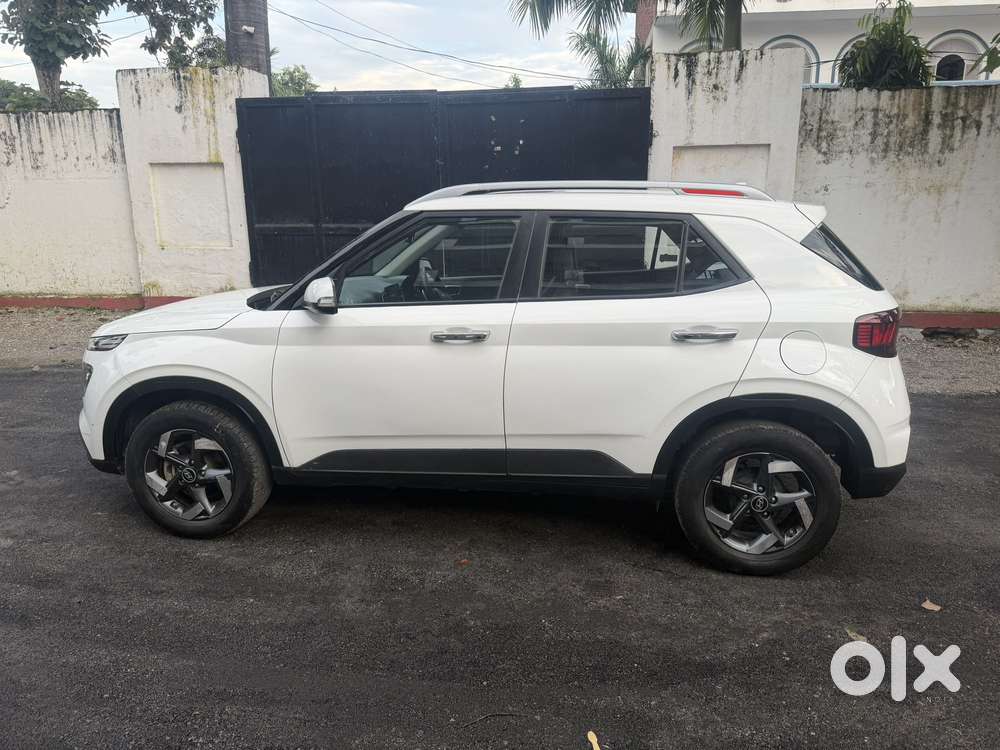 Hyundai Venue 1.0 Sx Turbo Dct, 2021, Petrol