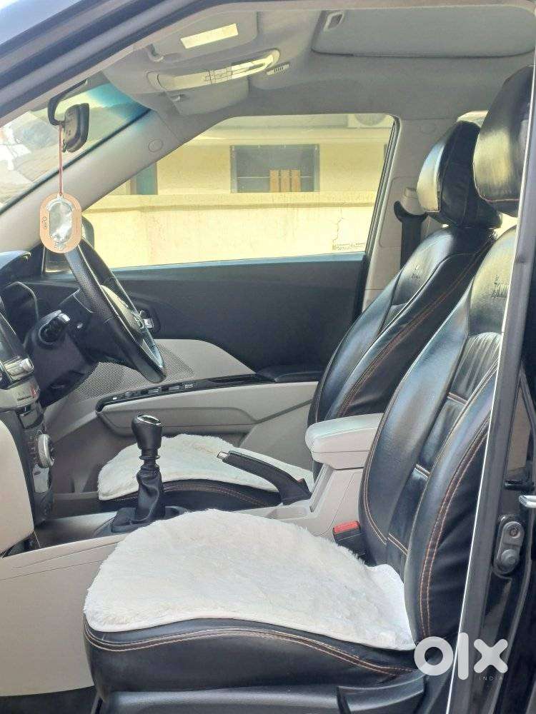 Mahindra Xuv300 W8 Option Diesel, 2022, Diesel