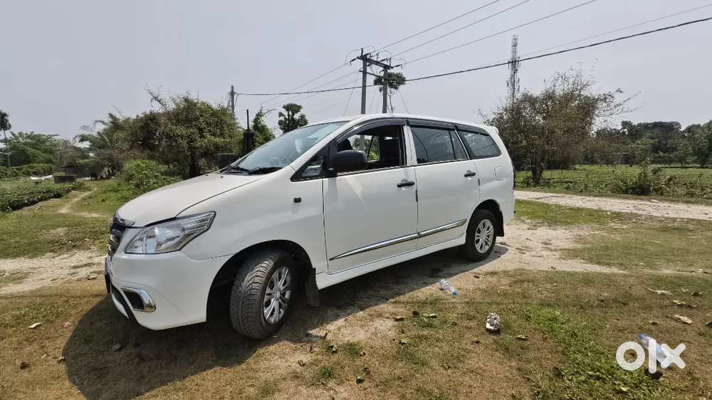 Toyota Innova 2013