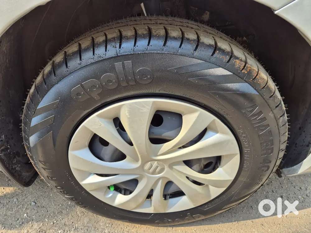 Maruti Suzuki Swift 2021 Vxi Abs
