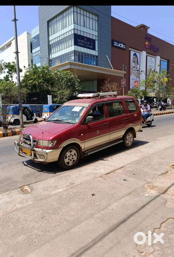 Chevrolet Tavera 2011