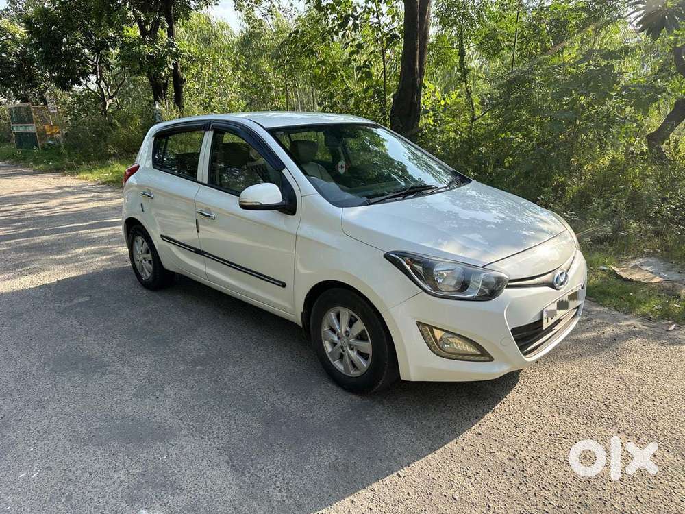 Hyundai I20 Sportz 1.4 Crdi, 2014, Diesel