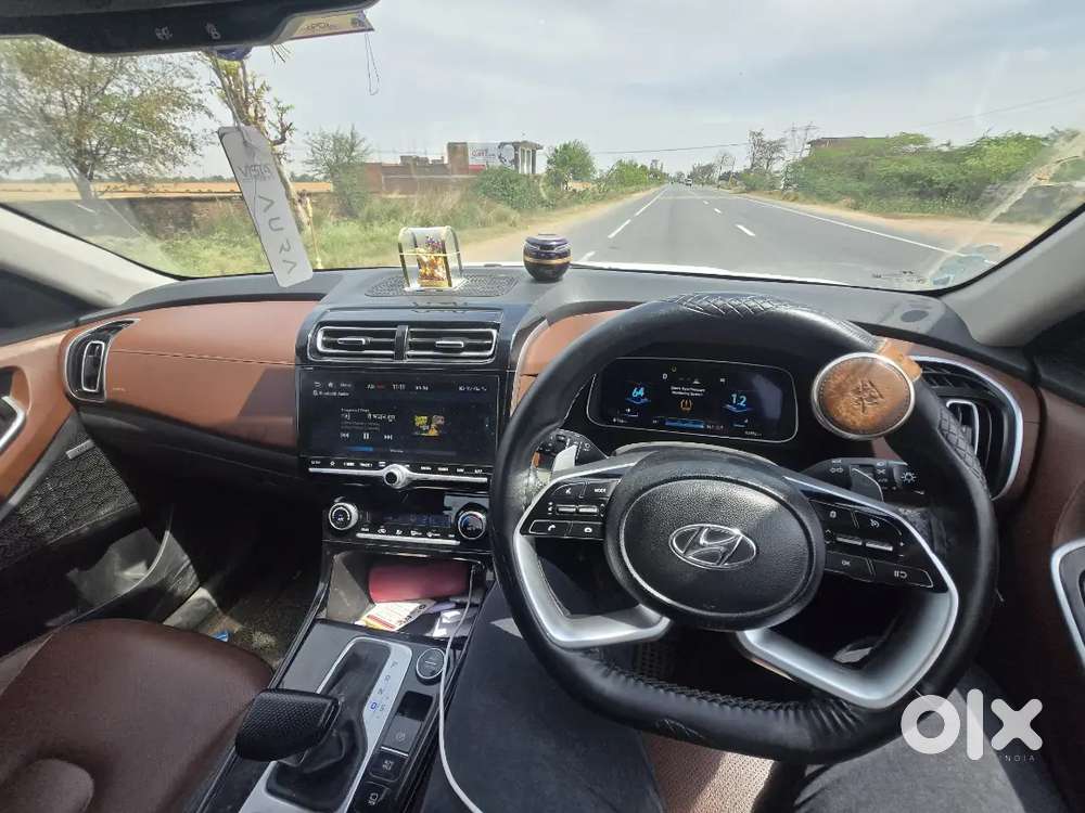 Alcazar Car Automatic Car White Colour