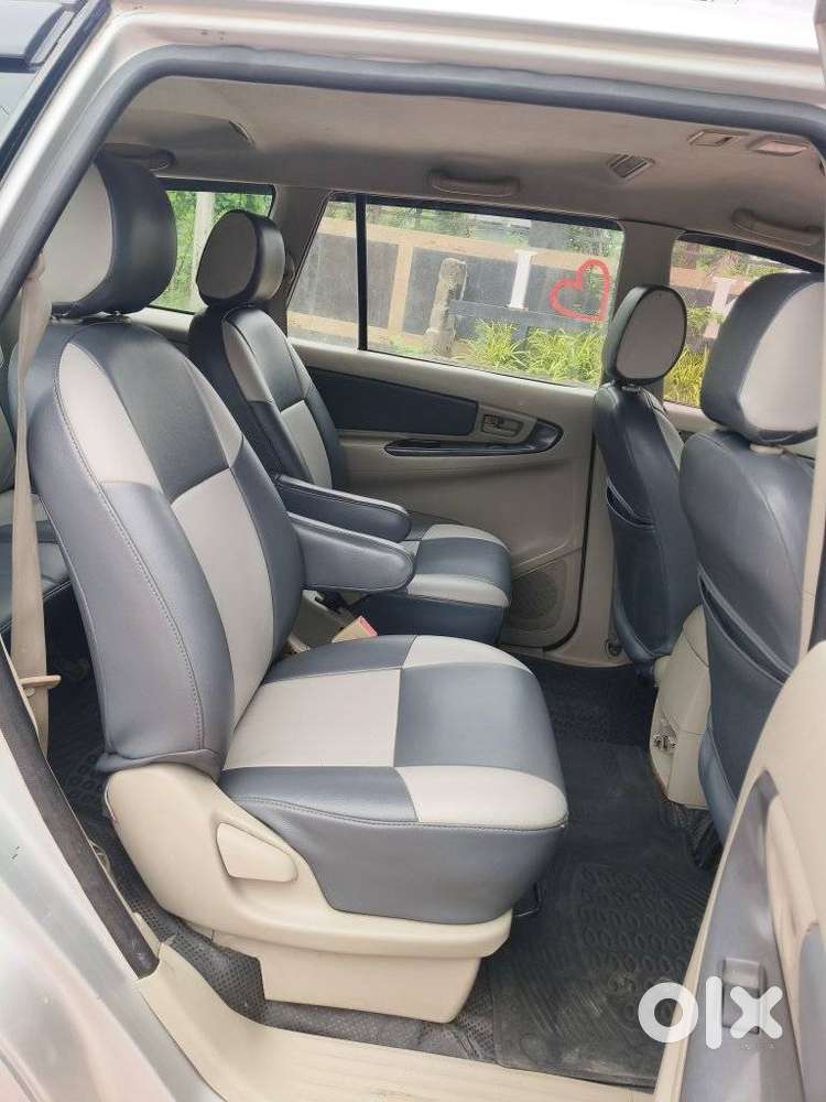 Toyota Innova 2.5 G (diesel) 7 Seater, 2009