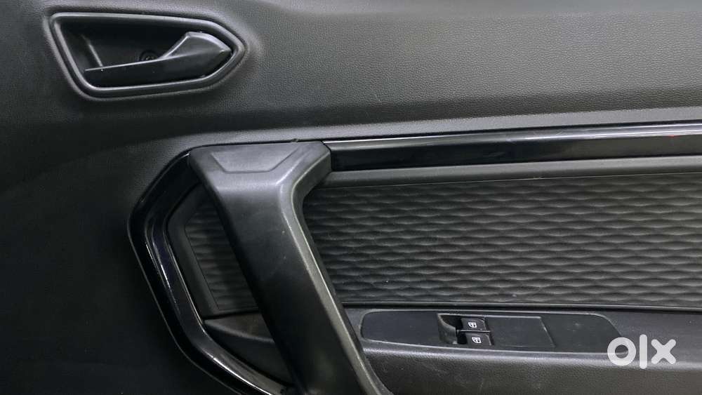 Renault Kiger Rxe, 2022, Petrol