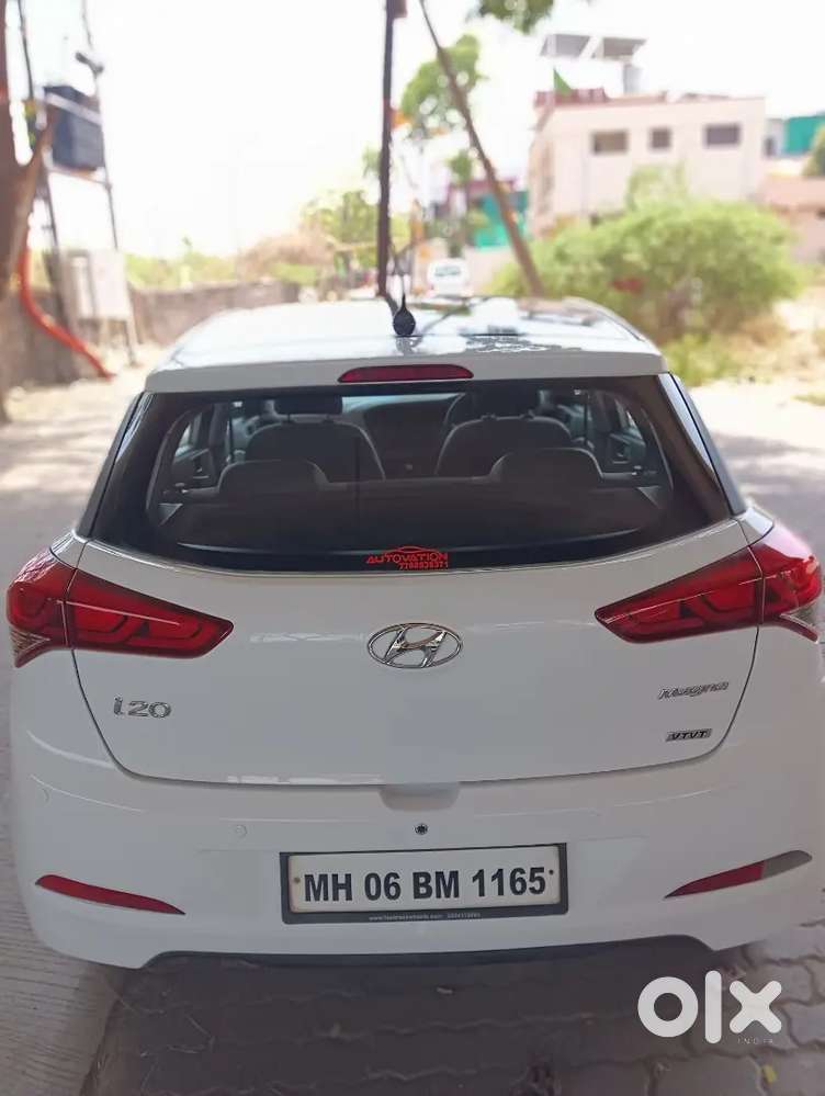 Sell May I20 Magna Elite Petrol