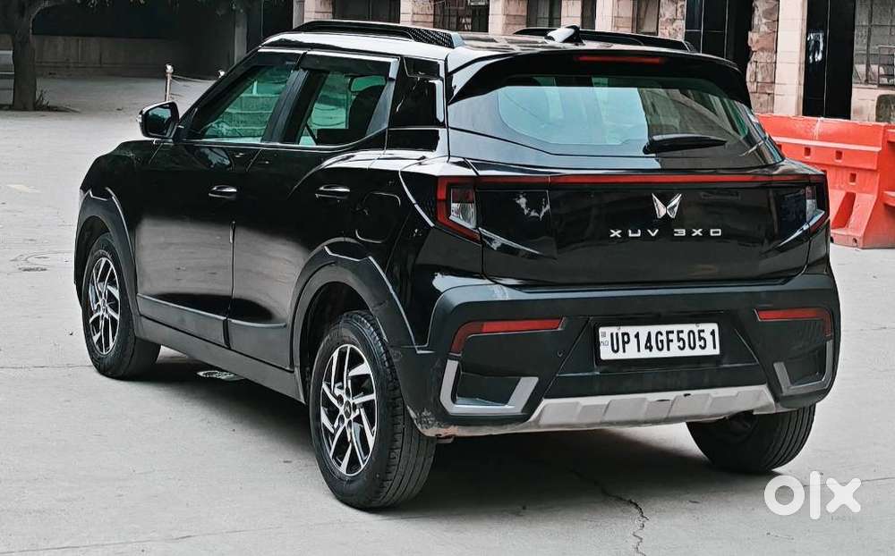 Mahindra Xuv 3xo Ax5 Pm Mt, 2024, Petrol
