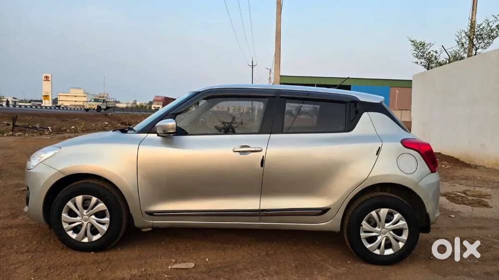 Maruti Suzuki Swift Vxi 2018