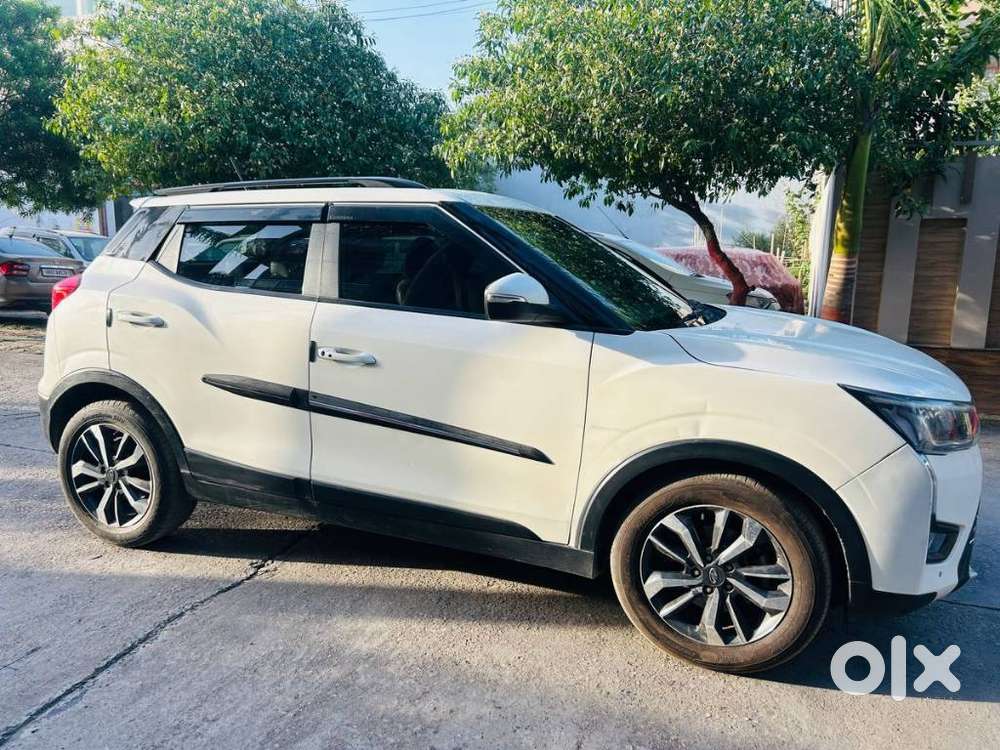 Mahindra Xuv300 W8 1.2 Petrol Dual Tone, 2021, Diesel