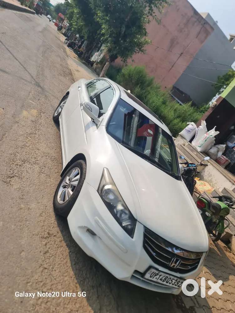 Honda Accord Petrol 2012
