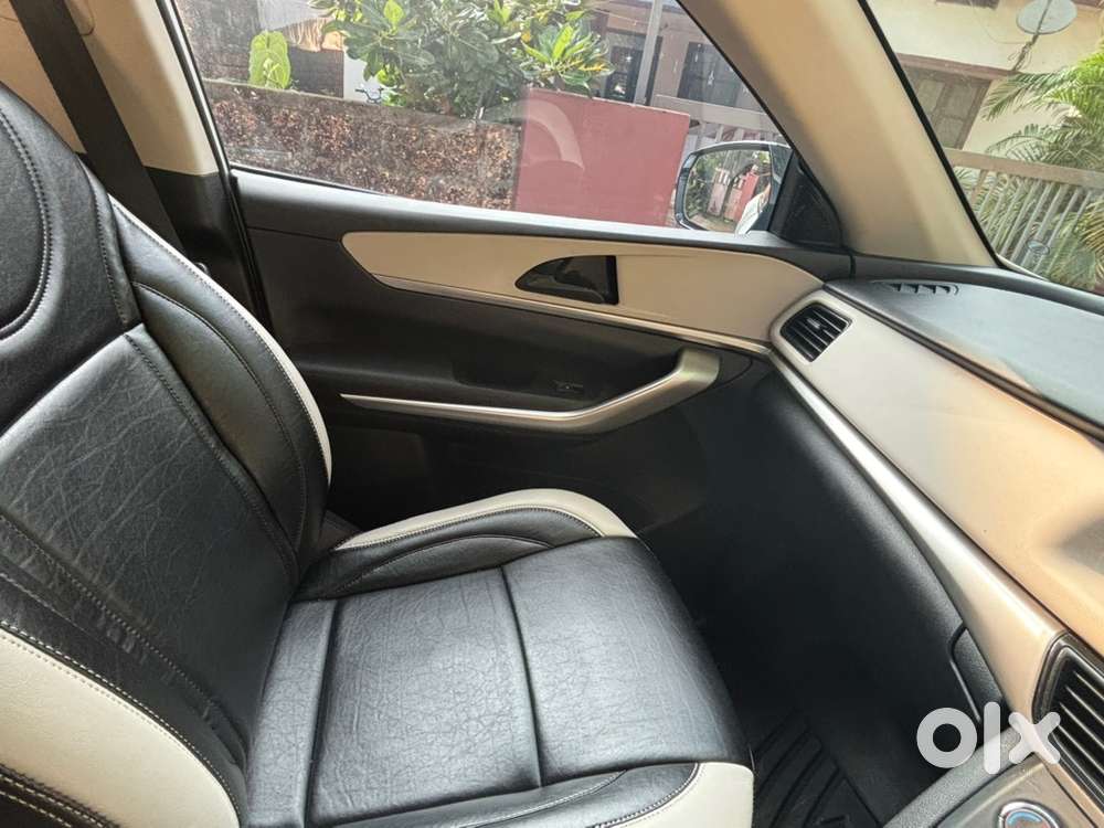 Mahindra Xuv700 Diesel 2023