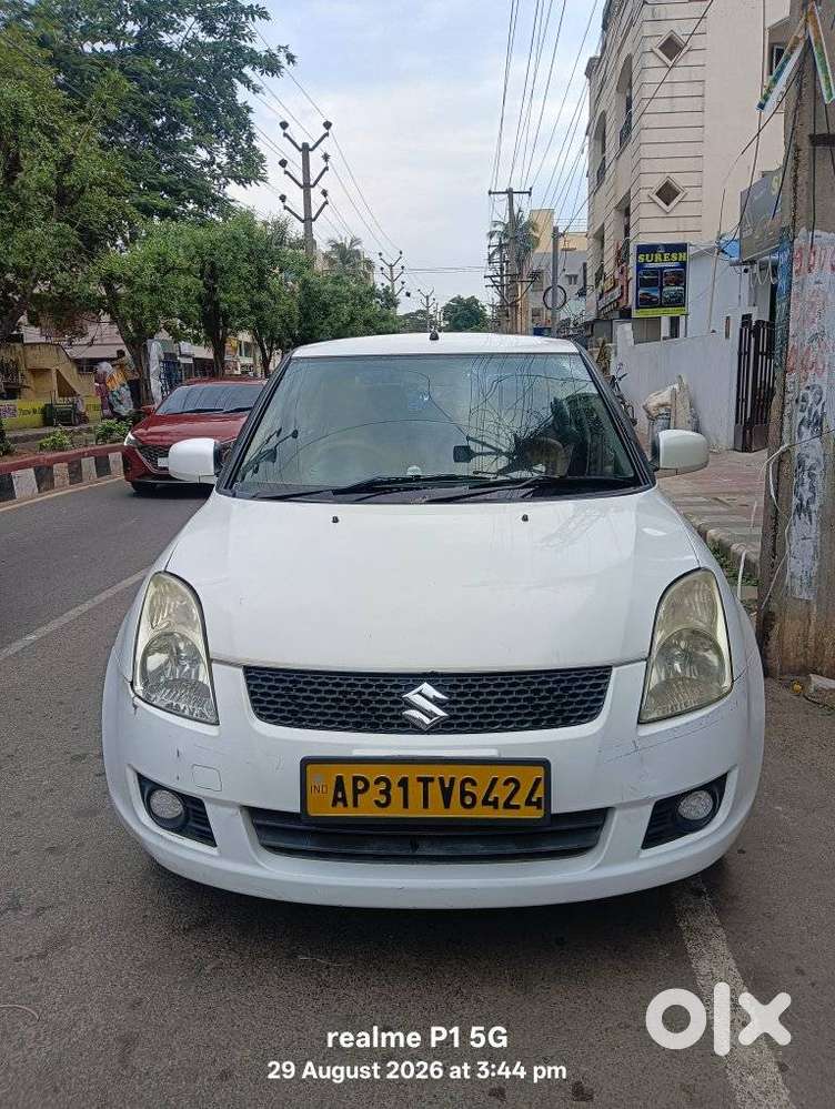 Maruti Suzuki Swift Dzire Tour Ldi, 2016, Diesel