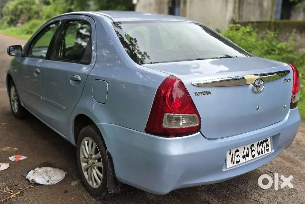 Toyota Etios [2013-2014] Petrol Manual 2011