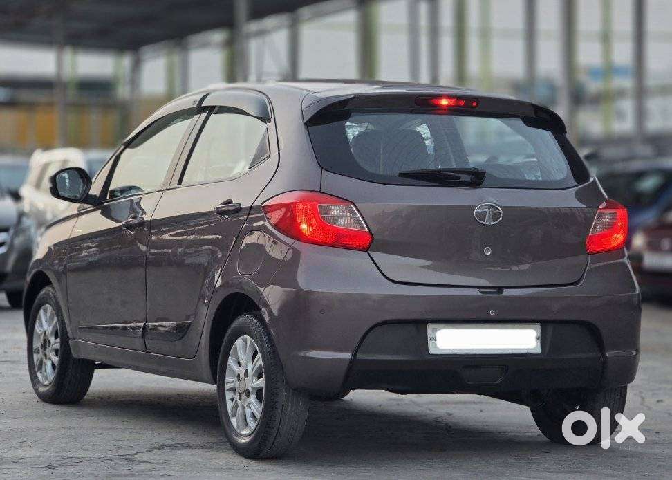 Tata Tiago, 2016, Petrol