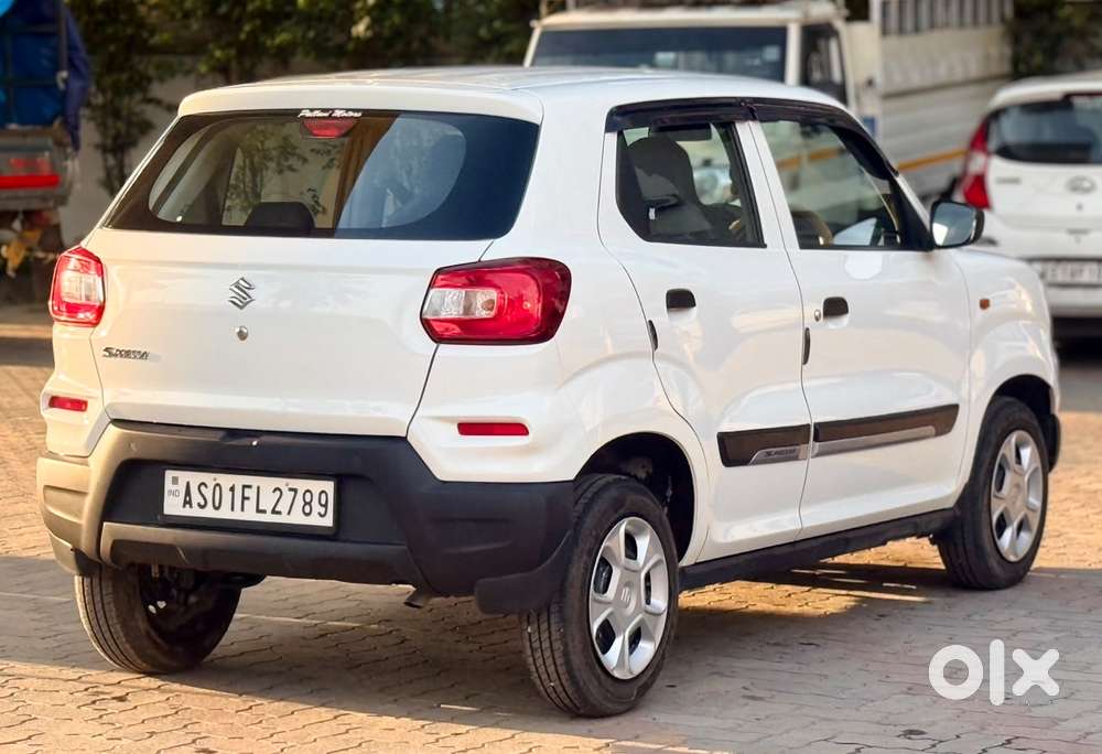 Maruti Suzuki S-presso Vxi Opt, 2023, Petrol
