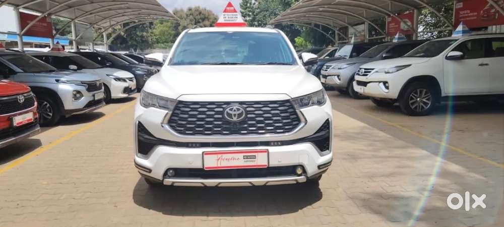 Toyota Innova Hycross 2.0 Vx Hybrid 7 Str, 2025, Petrol