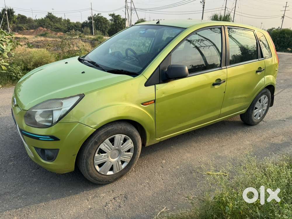 Ford Figo Petrol Manual 2012