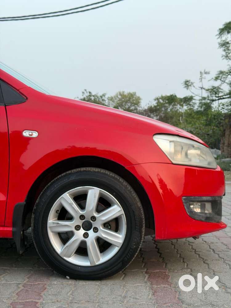 Volkswagen Polo Petrol Highline 1.2l, 2011, Petrol