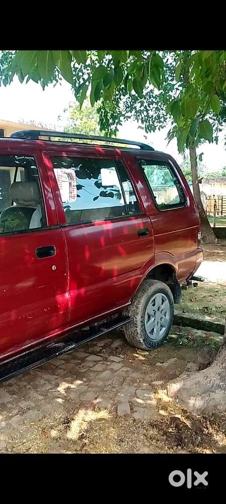 2011 Chevrolet Tavera 10 Seater
