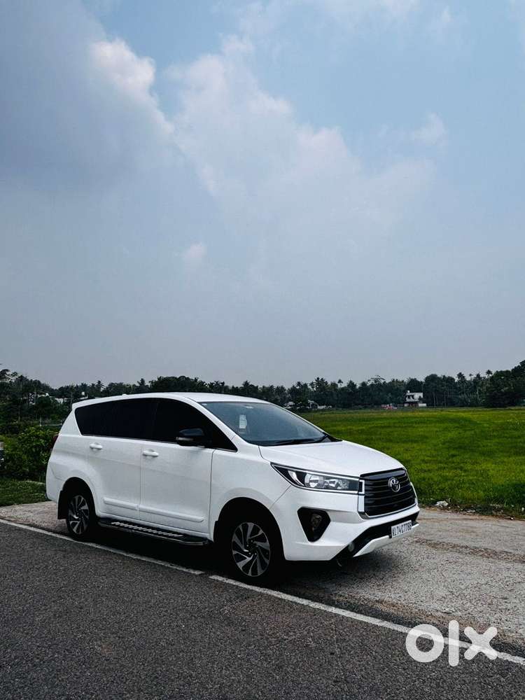 Toyota Innova Crysta 2.4 G Mt 8s, 2017, Diesel