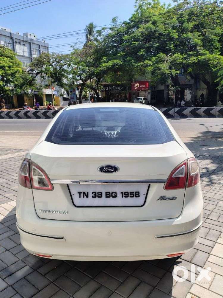 Ford Fiesta Petrol Titanium, 2012, Petrol