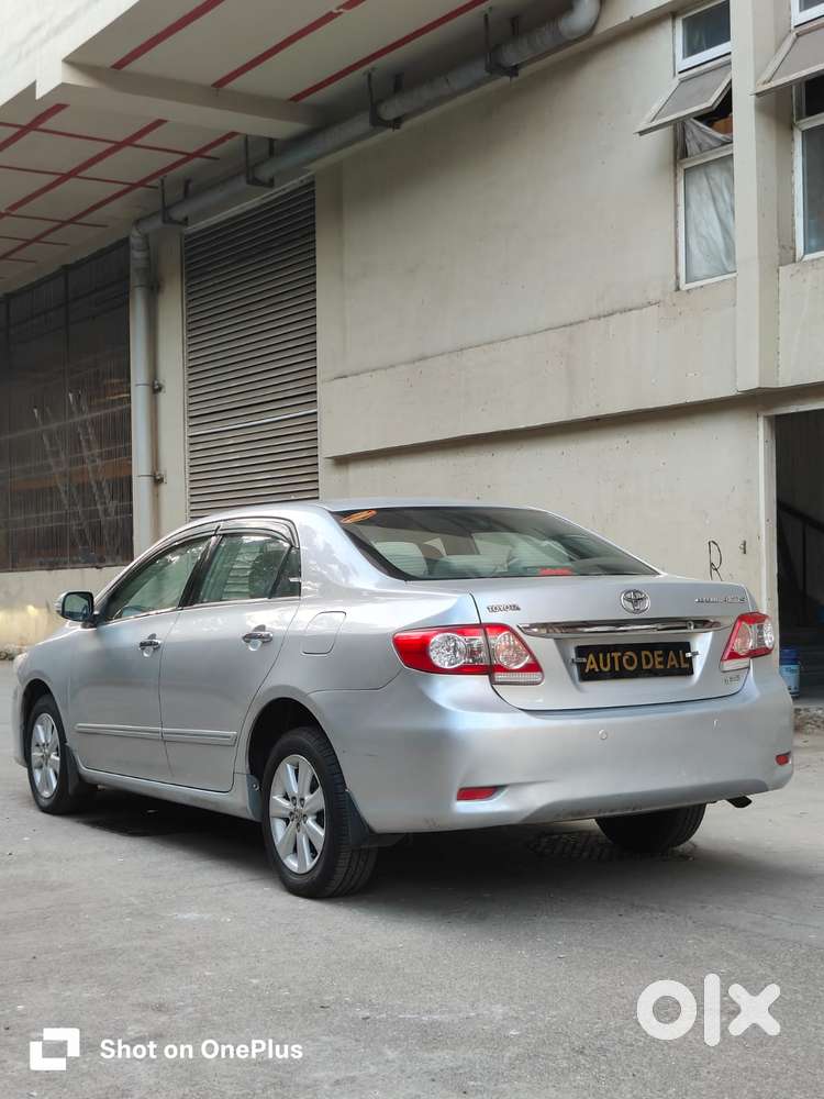 Toyota Corolla Altis 1.8g Limited, 2013, Petrol