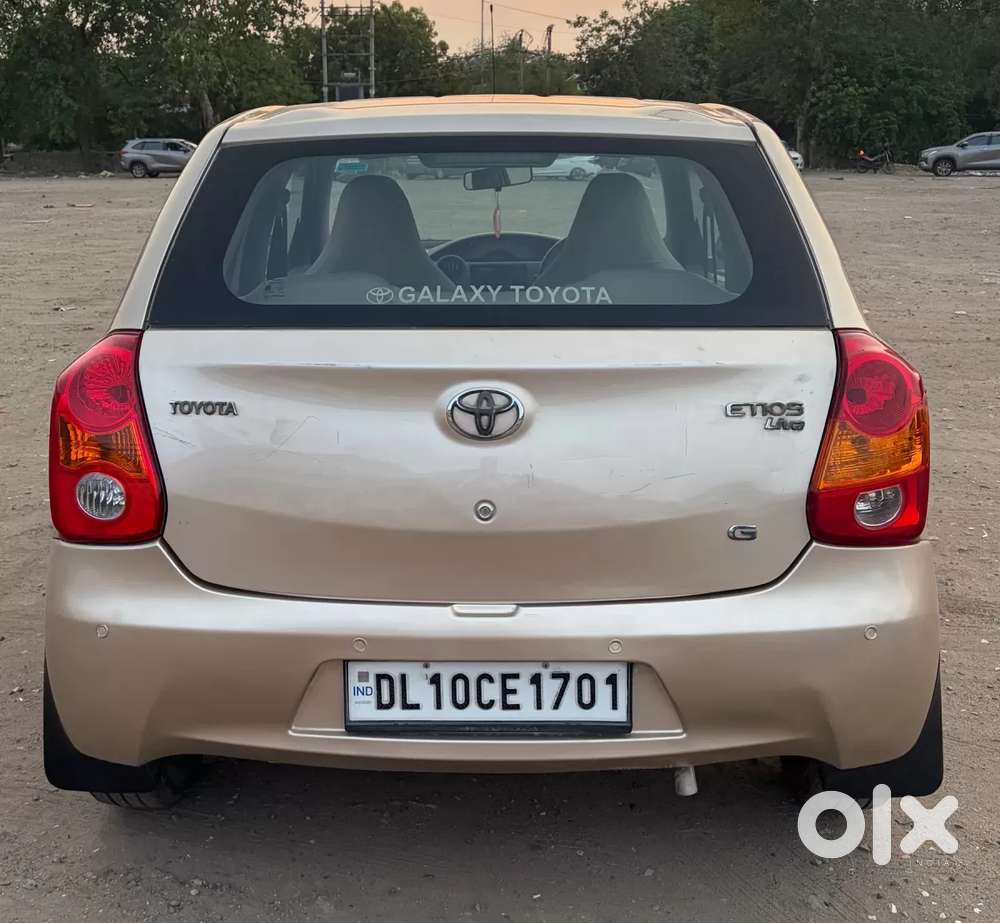 Toyota Etios Liva 1.2 G, 2012, Petrol