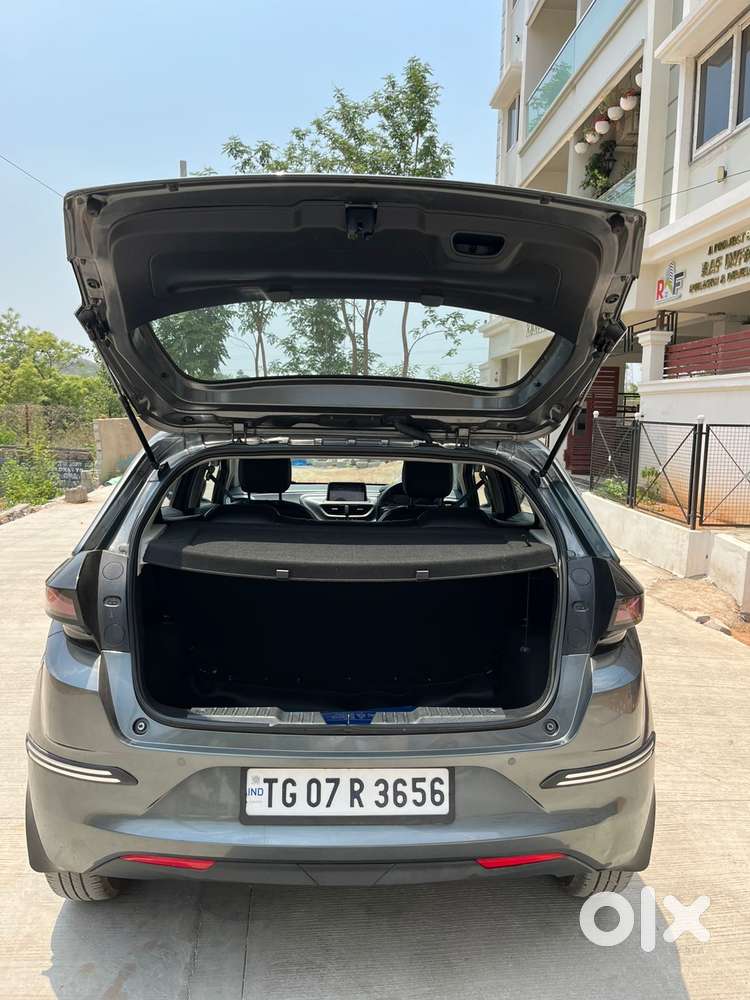 Tata Altroz 1.2 Xm, 2024, Petrol