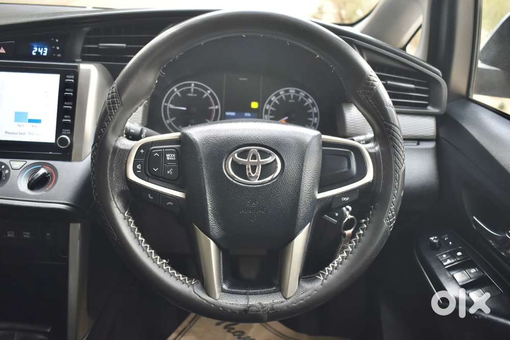 Toyota Innova Crysta 2.4 G Mt 7 Str, 2024, Diesel