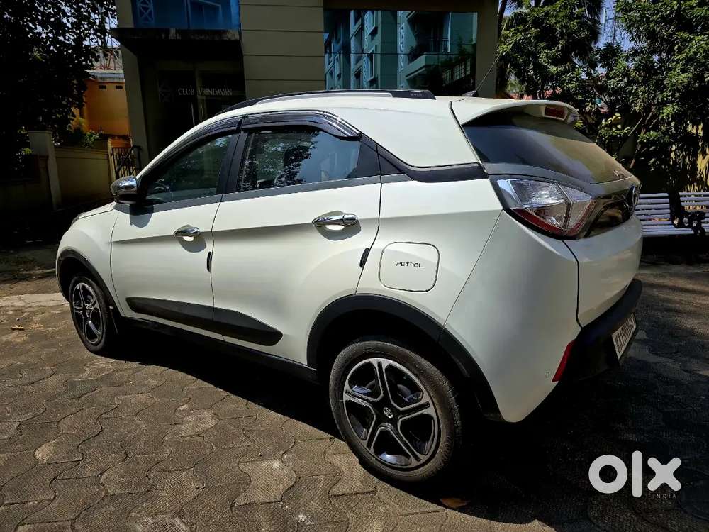 Tata Nexon 2018 Petrol 37900 Km Driven