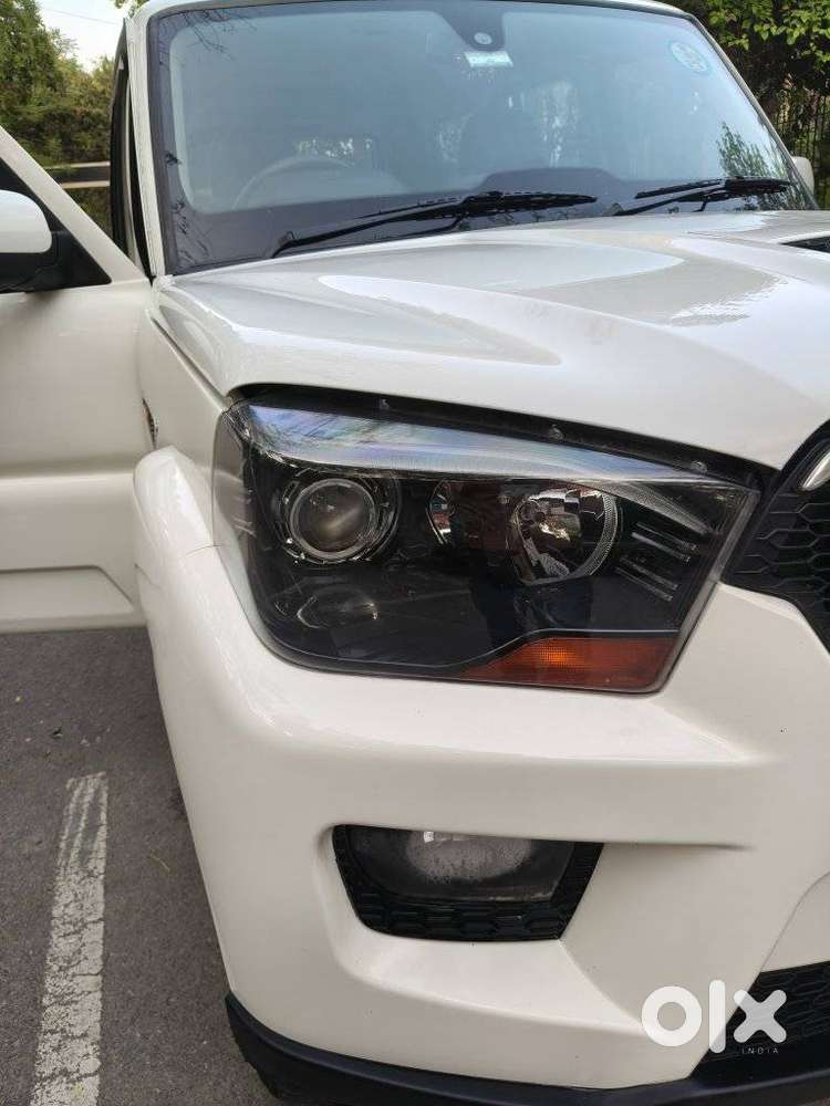 Mahindra Scorpio