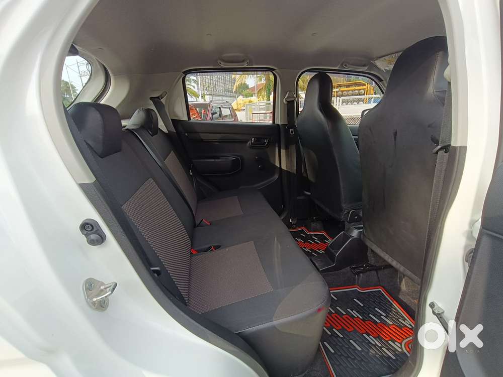 Maruti Suzuki S-presso Vxi Plus, 2022, Petrol